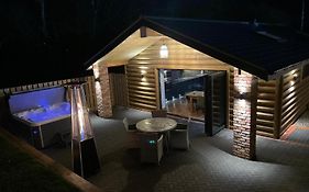 Harewell Wood Lodge